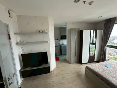 Property image 1 of 3