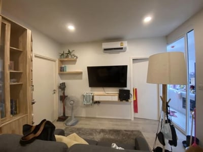 Property image 1 of 5