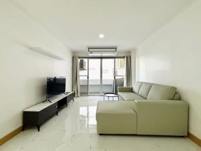 Property image 1 of 5