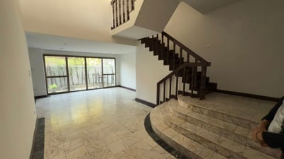 Property image 1 of 20