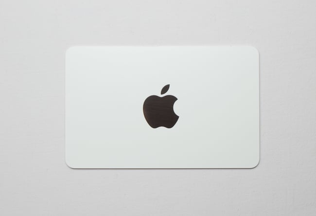 Minimalist Apple Card