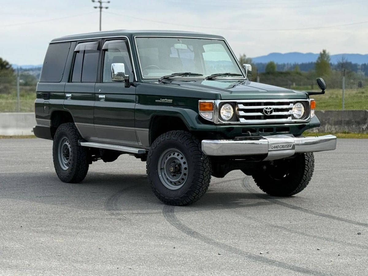 2001 Toyota Land Cruiser, ZX HZJ76 for sale | JDMBUYSELL