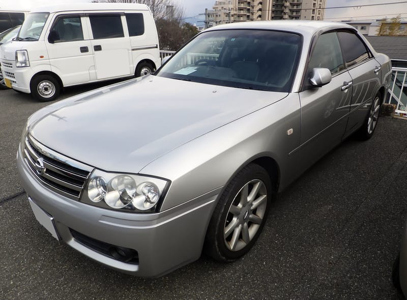 Nissan Gloria Y34 — JDM hero image