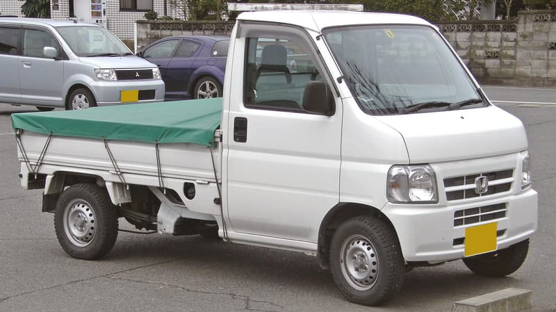 Third-generation Honda Acty Truck, front three-quarter view