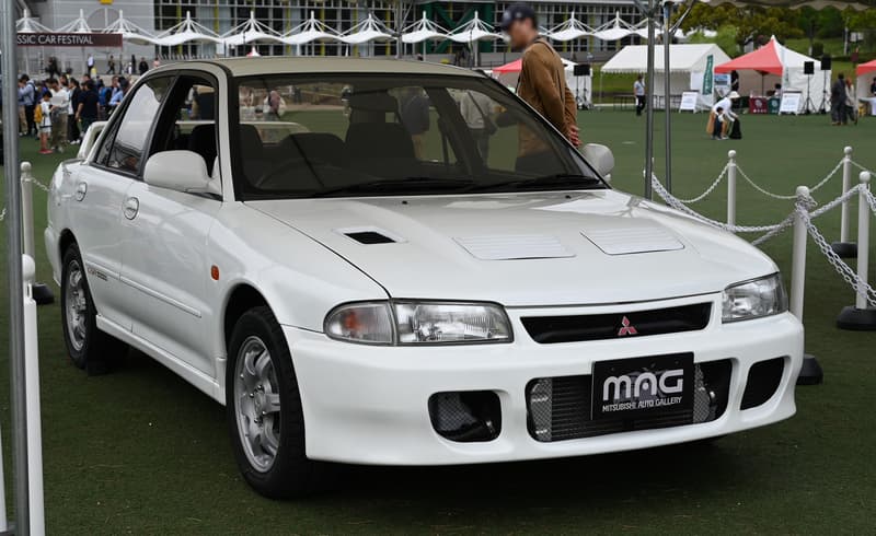 1992 Mitsubishi Lancer GSR Evolution (Evolution I), front three-quarter view