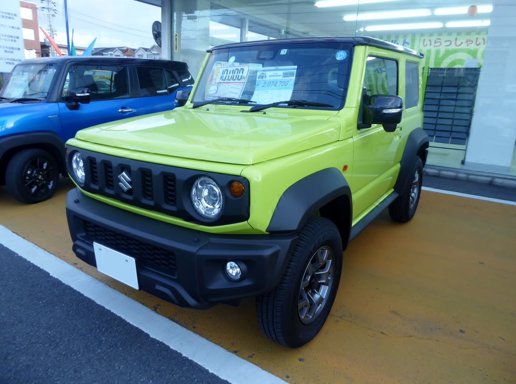 Suzuki Jimny Sierra JC (3BA-JB74W), front view