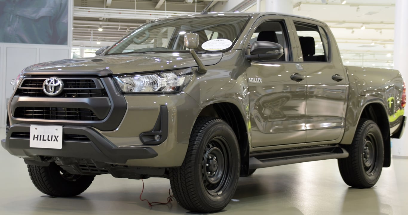 Toyota Hilux X (GUN125) double-cab pickup, facelift model