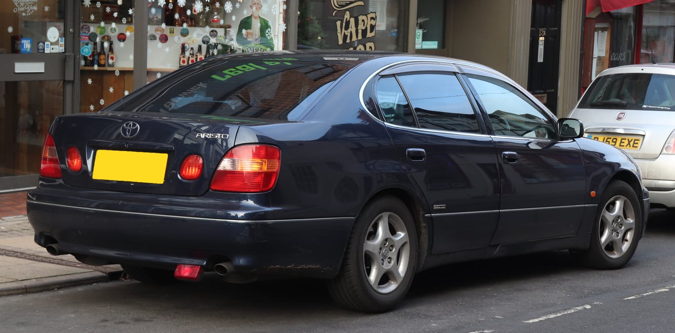 1999 Toyota Aristo V300 Vertex Edition — rear three-quarter