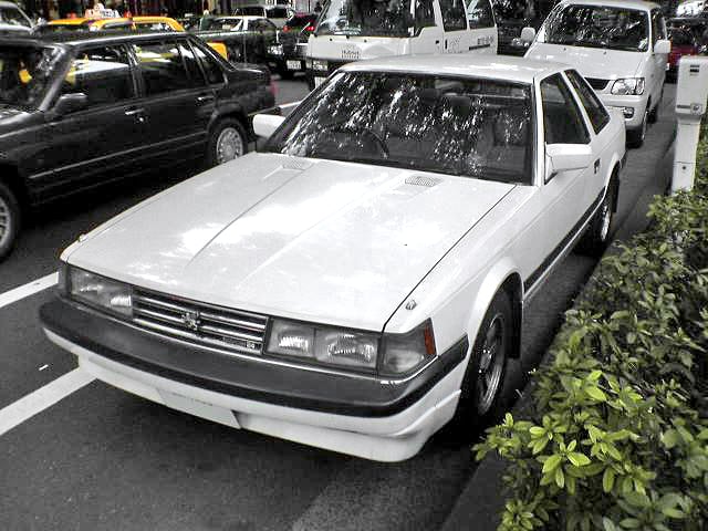 First-generation Toyota Soarer GZ10