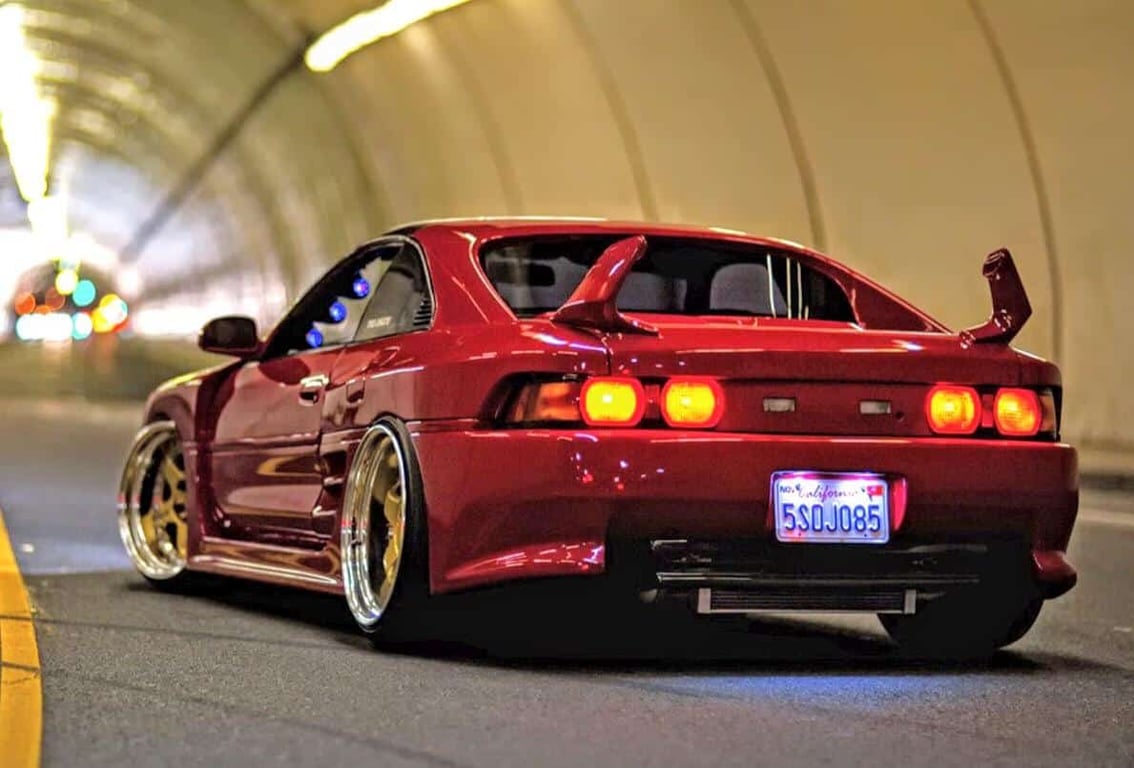 Second-generation Toyota MR2 SW20