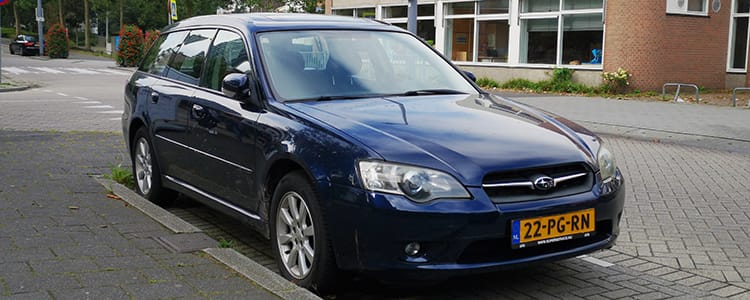 Subaru Legacy front three-quarter view