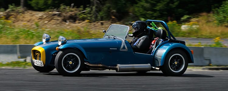 Caterham 7 on track