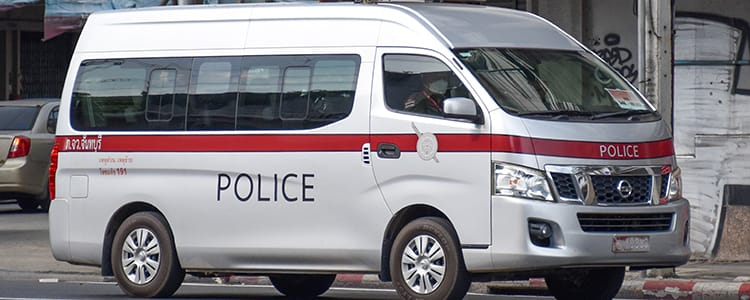 Nissan Caravan — police-spec van