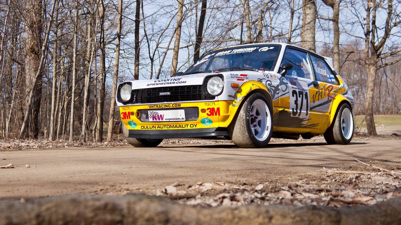 Toyota Starlet hatchback editorial detail