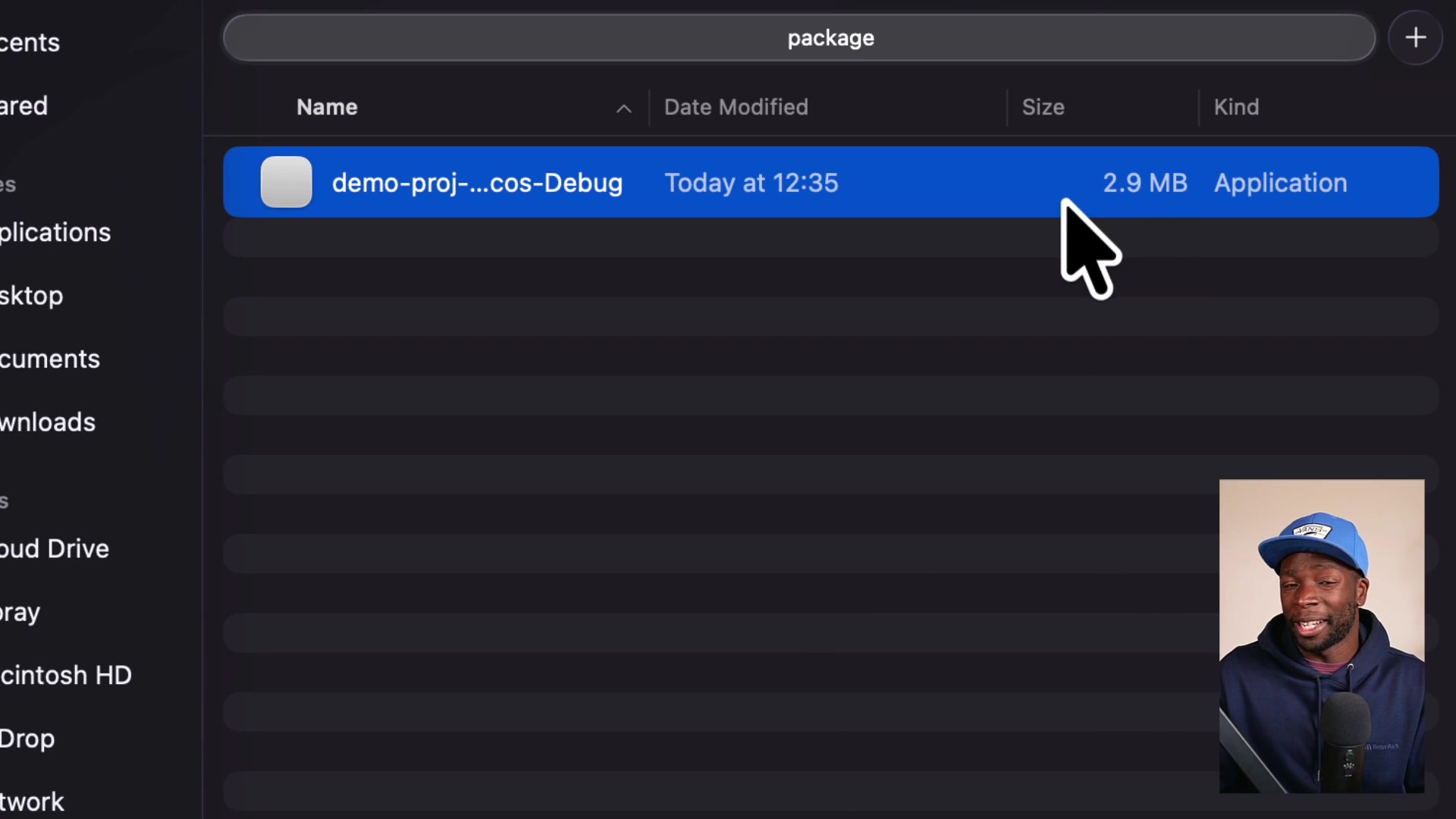 macOS Finder window showing the packaged application with the size column displaying 2.9 MB