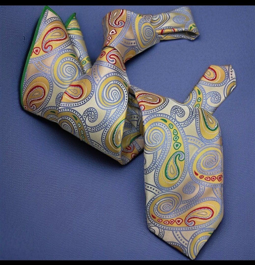 Designer specialty tie