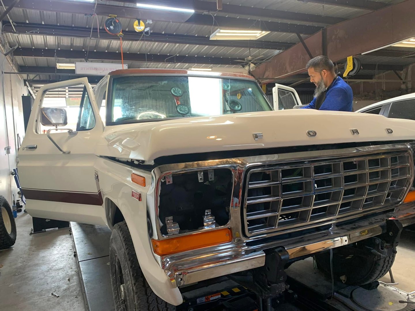 AMC Auto Glass Mobile Service