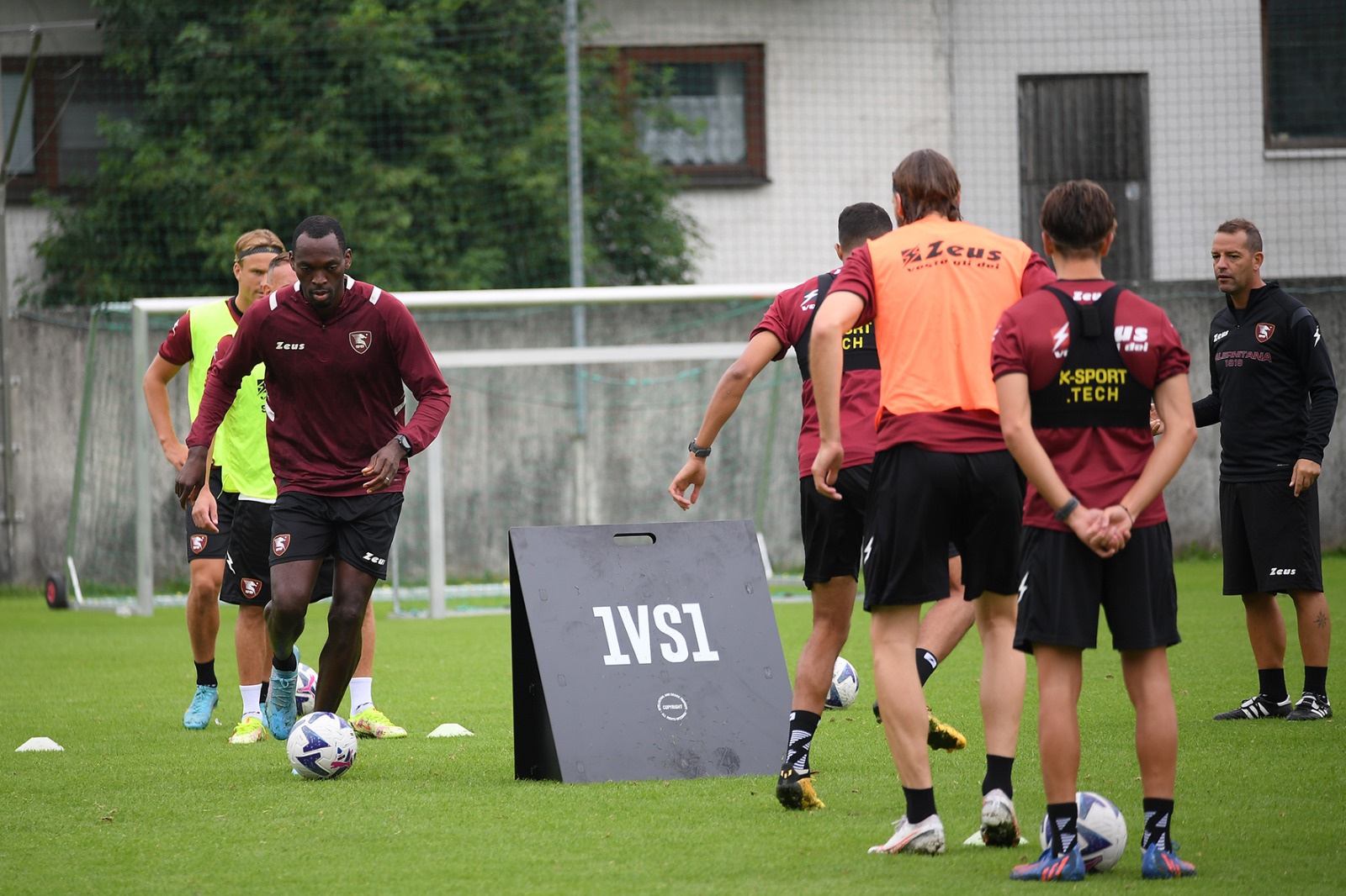 Salernitana - Allenamento 1VS1