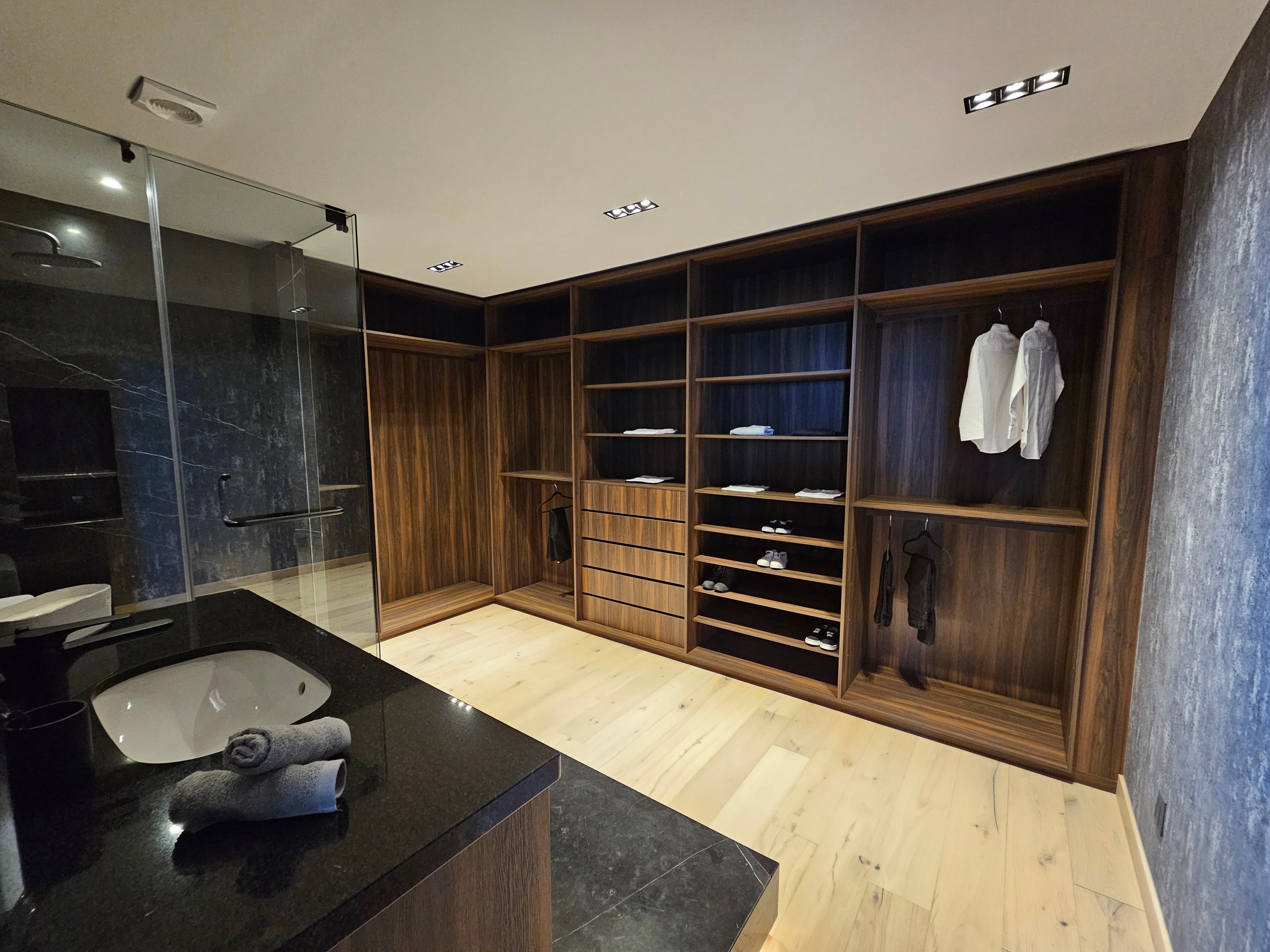 CORE 31 - Baño secundario