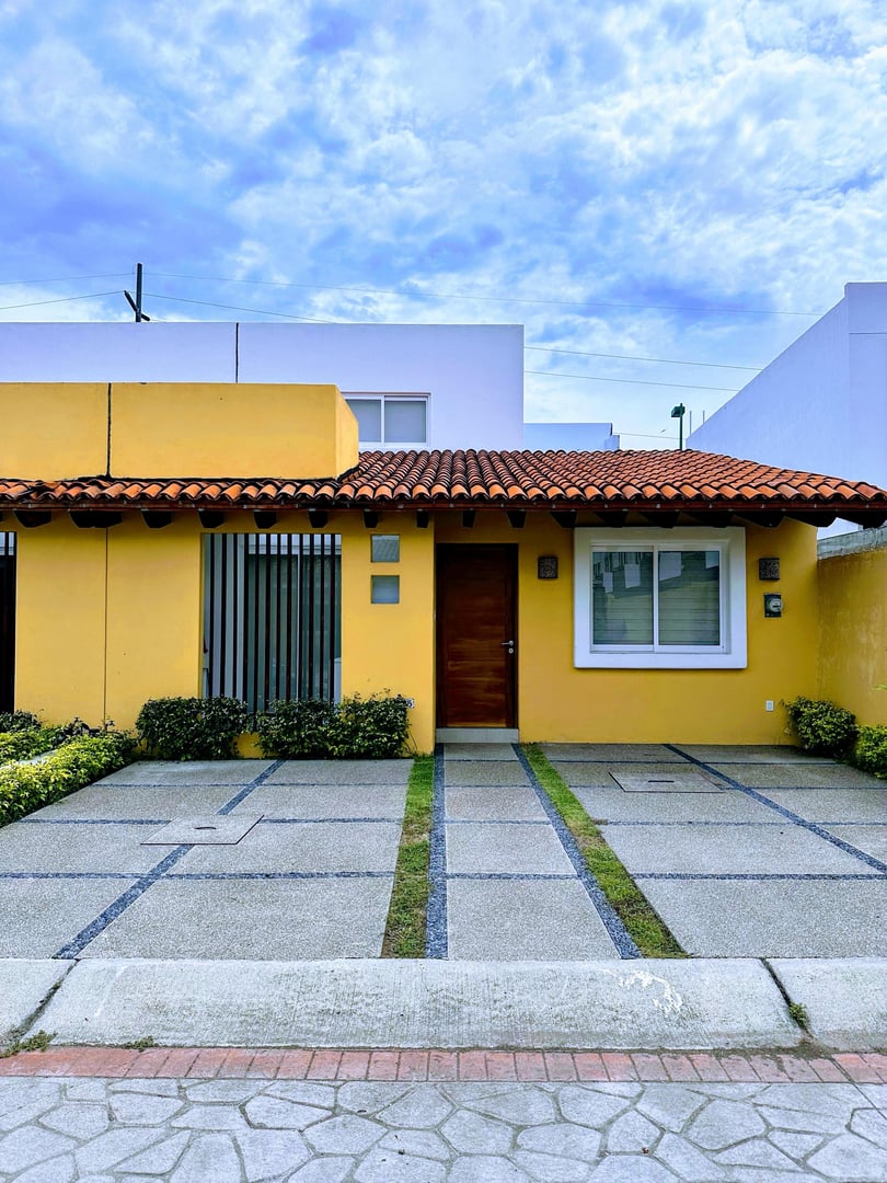 Royal Palm - Arquitectura contemporánea con alberca infinity y jardines tropicales en Flamingos, Nayarit