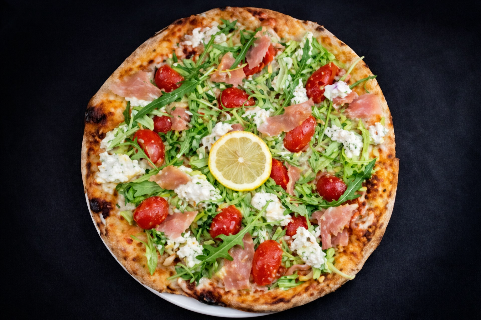 Pizza Con Salmone Norvegese la Tavă