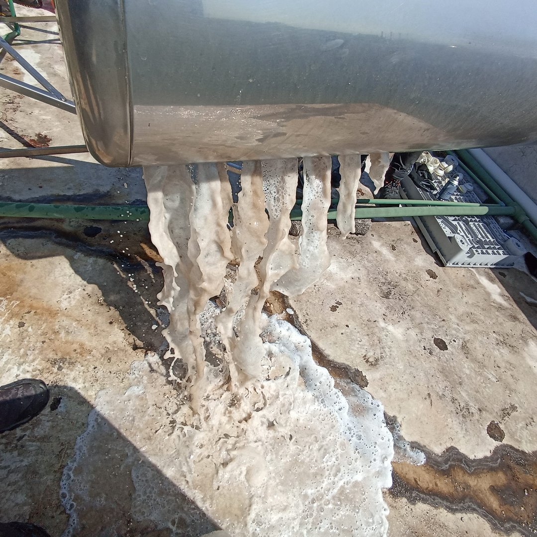 Mantenimiento de tanque de calentador solar