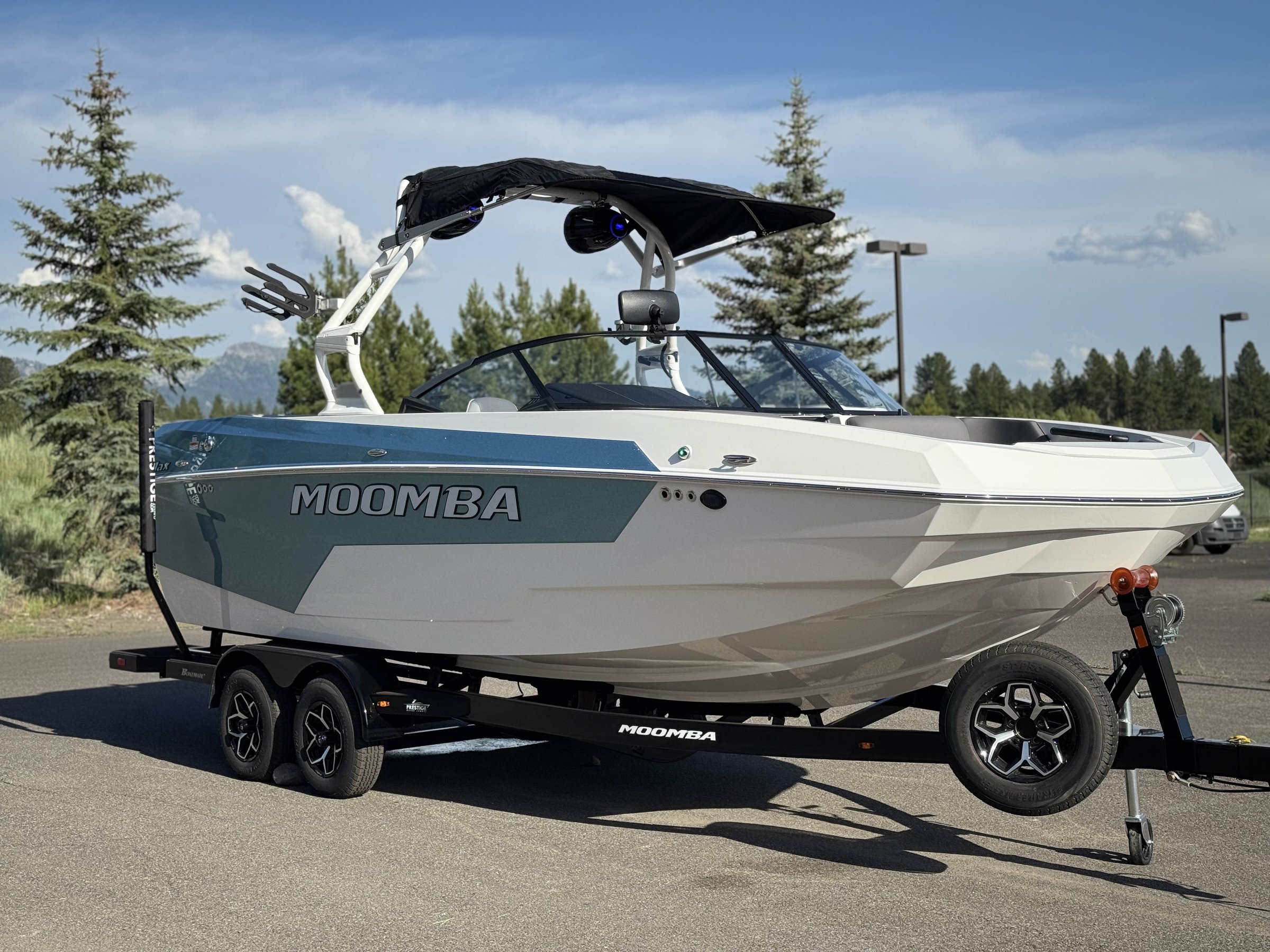 Moomba Max Surf boat