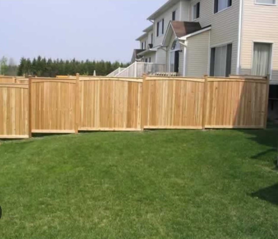 Custom fence design and installation services Mississippi