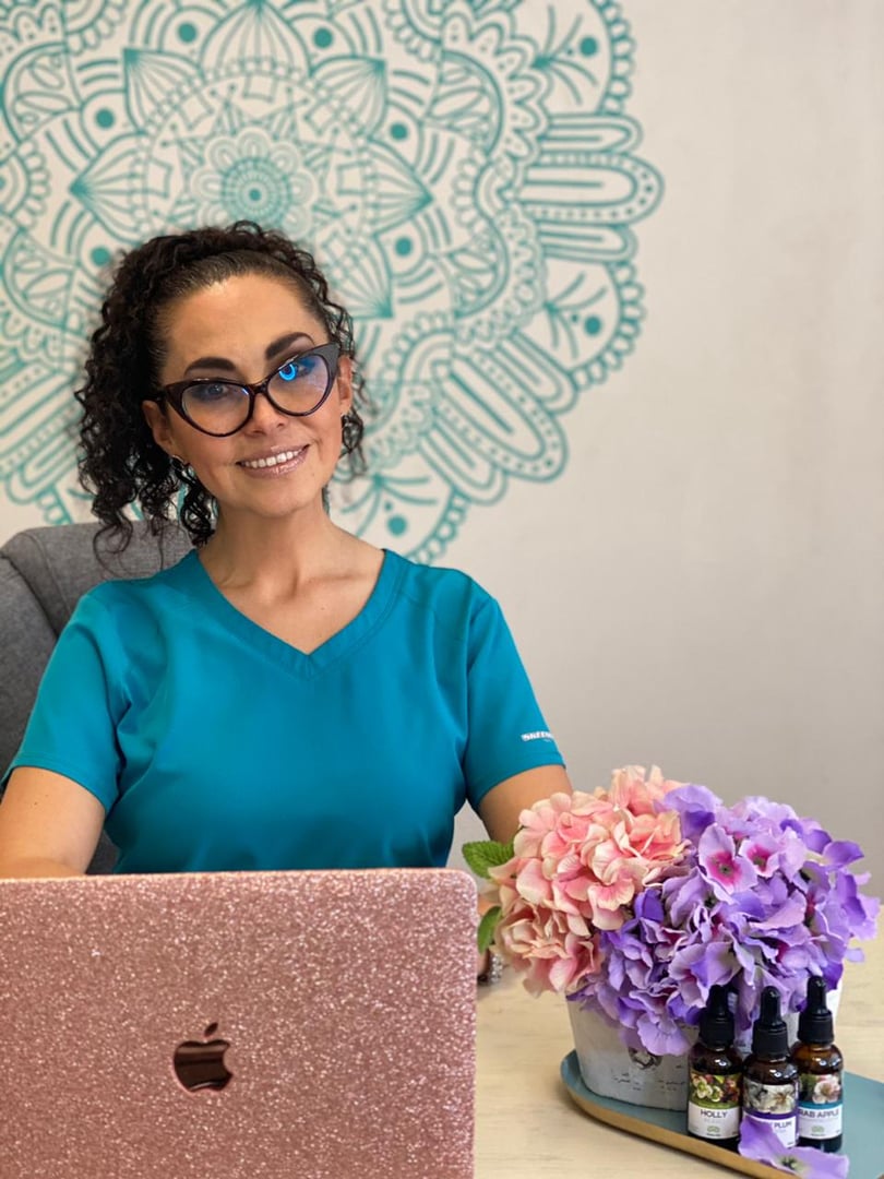 María del Carmen Peralta Trevilla - Terapeuta Holística