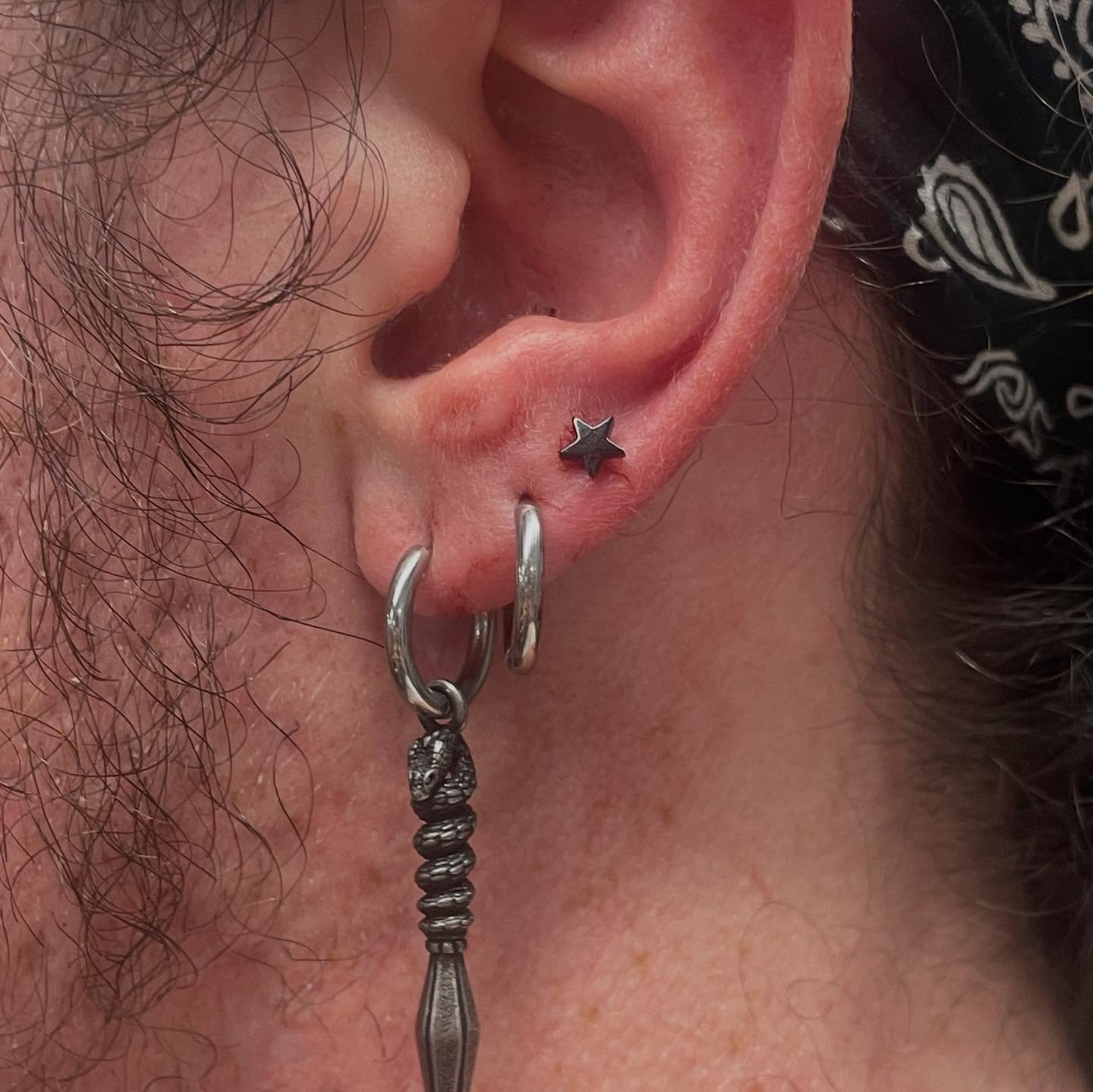 Ozzlynn piercing example