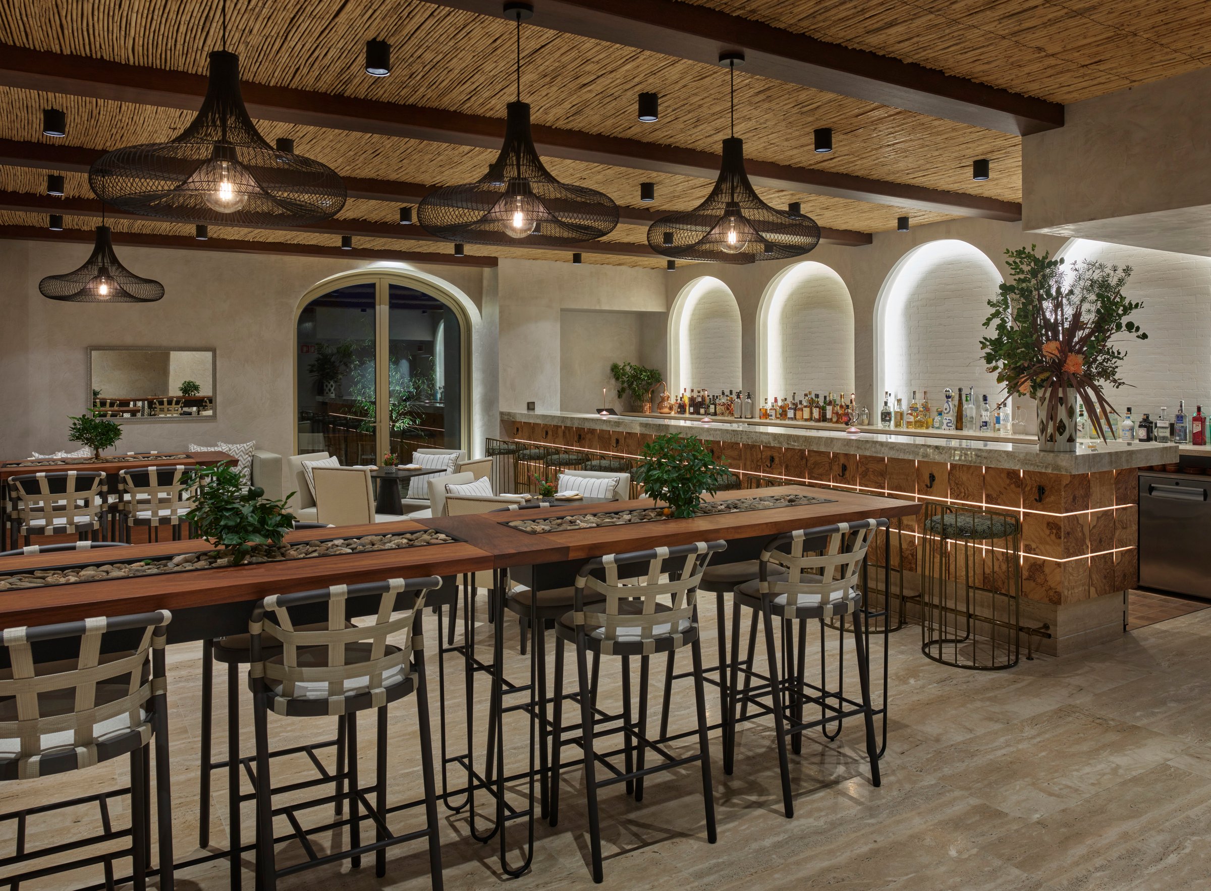 Solalua Bar interior at Ombria