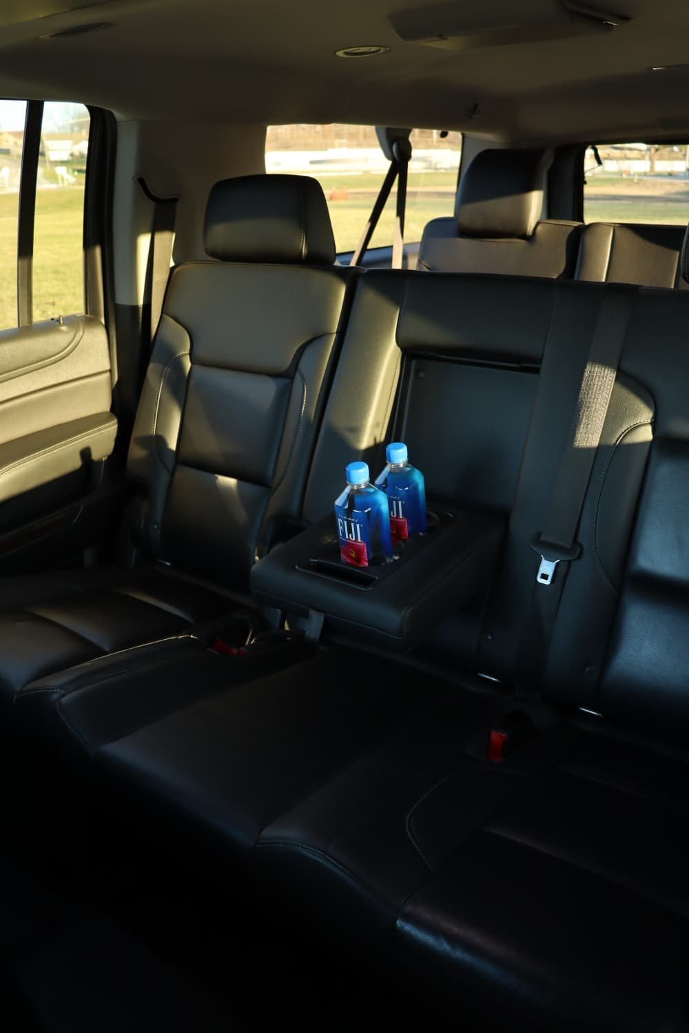 Chevrolet Suburban - Image 5