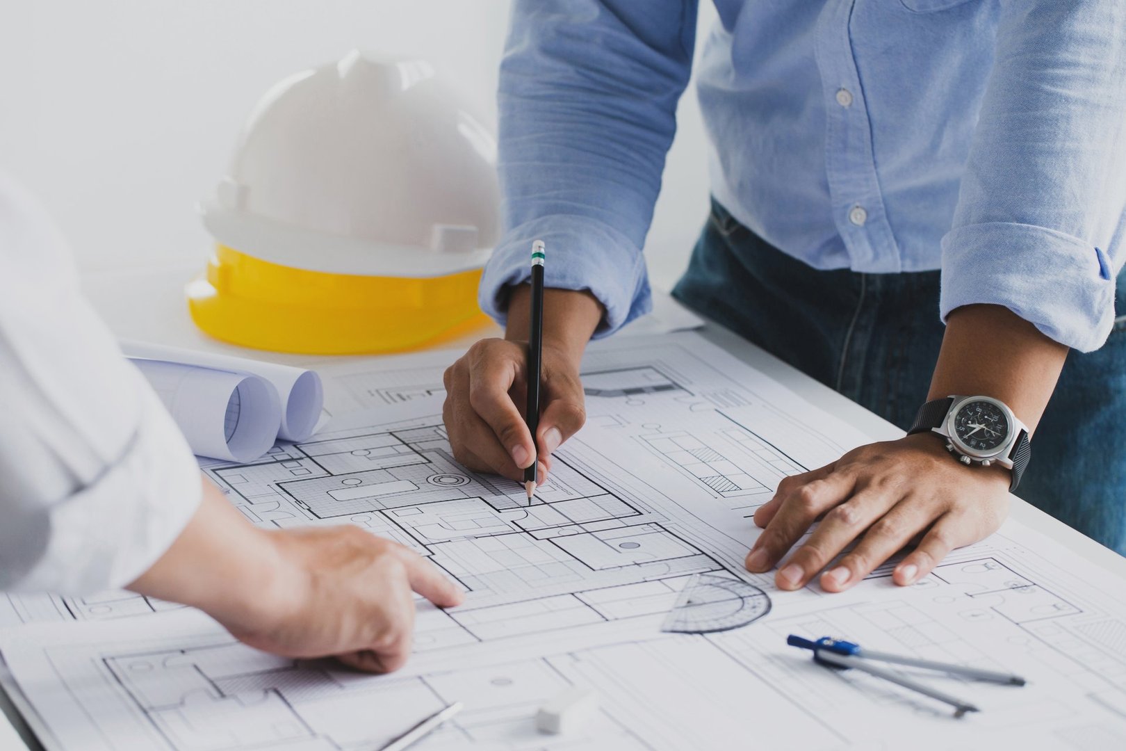 Choosing the Right Contractor