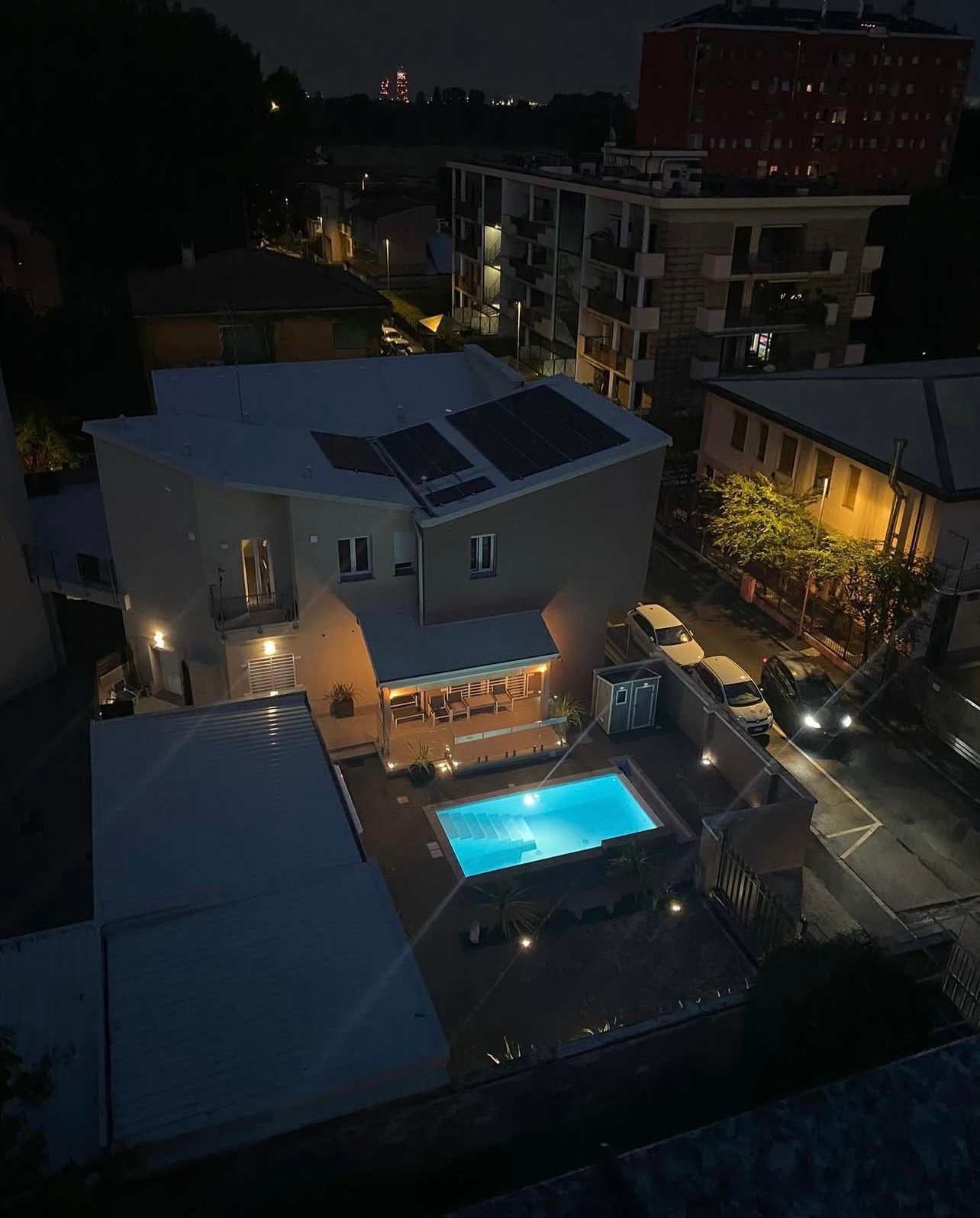 Costruzione villa moderna di lusso