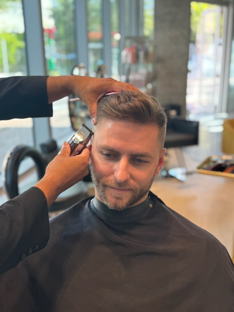 Men's haircut at downtown Sarasota salon