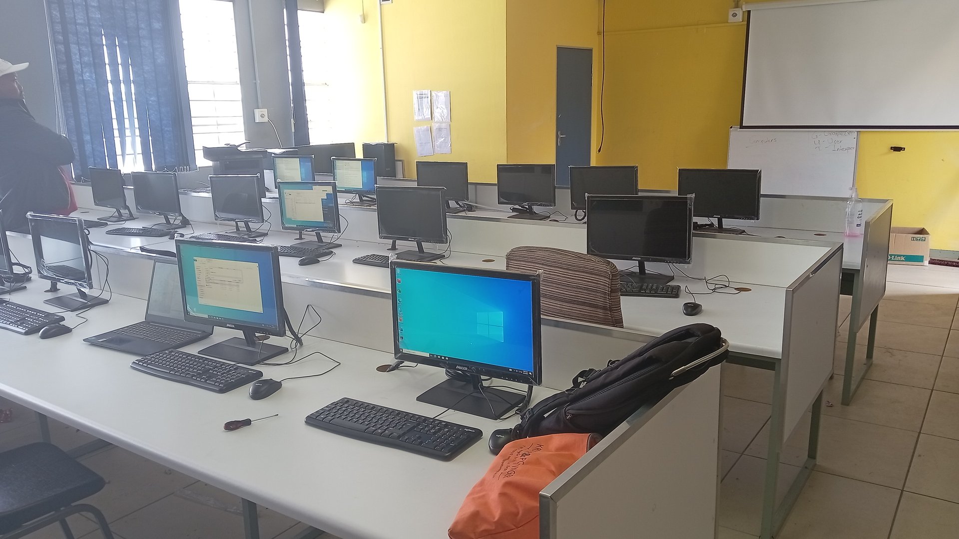 Educational Lab Setup