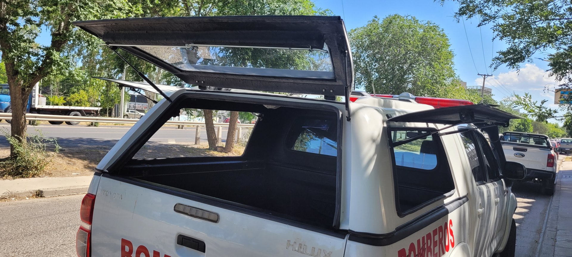 Vidrios opcionales contra luneta y de portón para cúpulas industriales