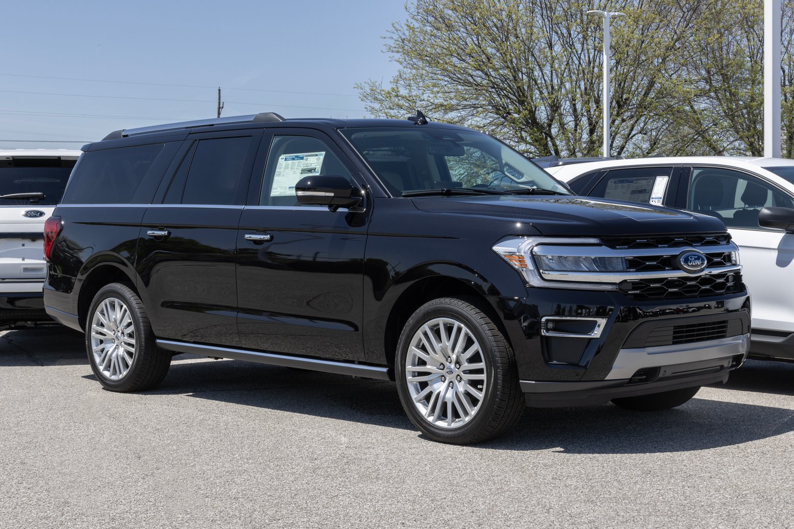 Lafayette - April 25, 2024: Ford Expedition Max Limited 4X4 dealership display. Ford offers the Expedition in XL, XLT, and Platinum models MY:2024