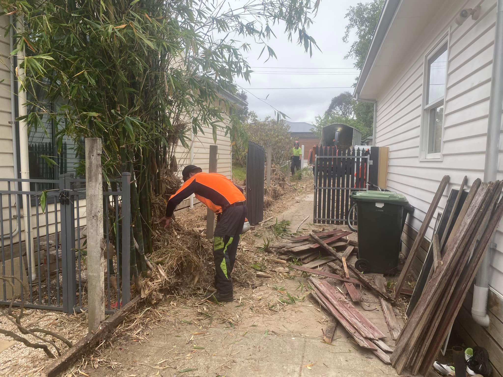 Fence repair services