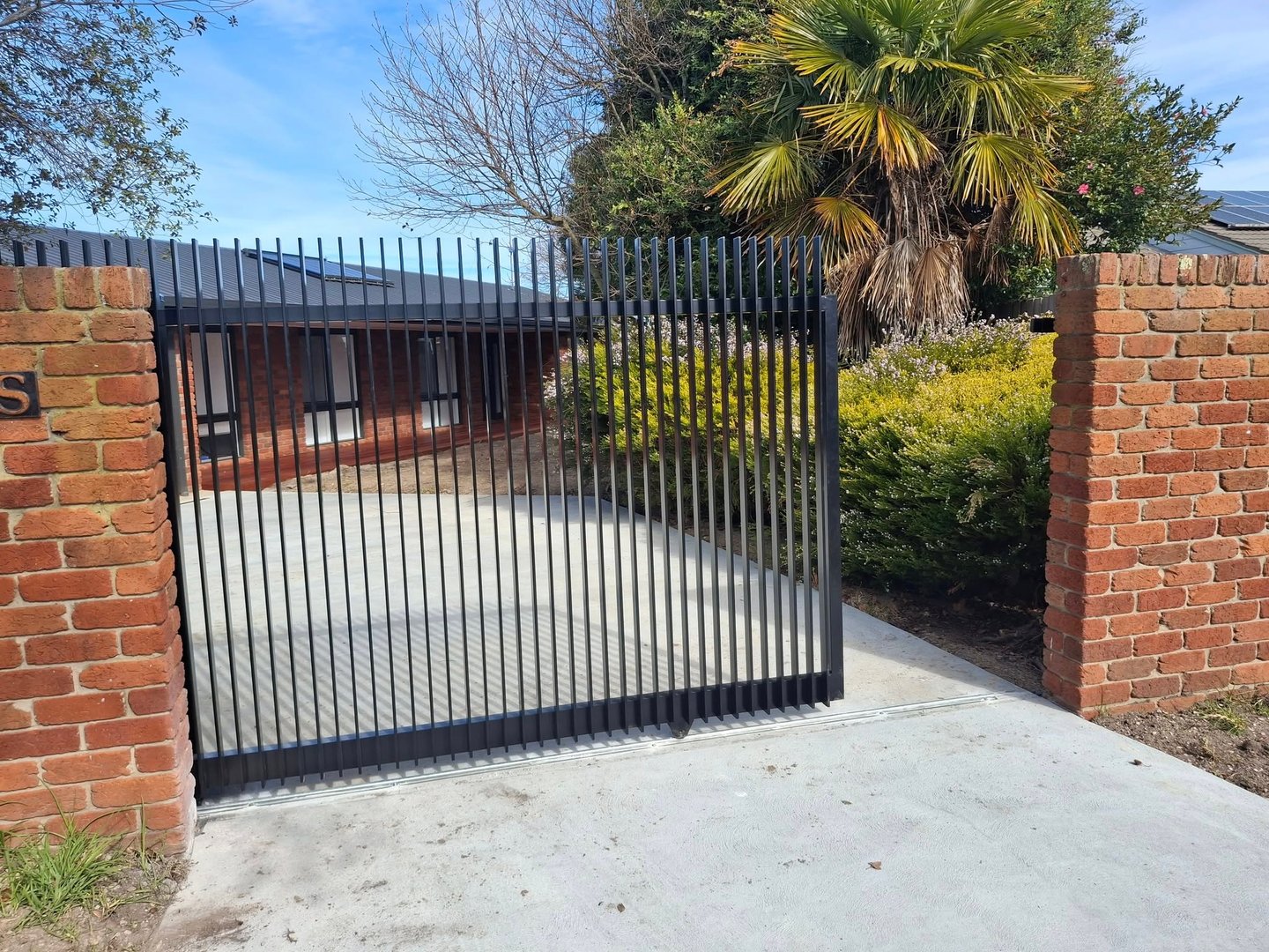 Custom gates installation