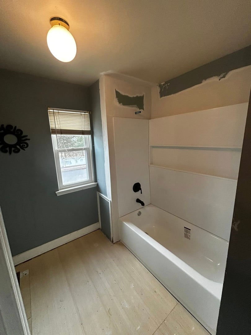 Luxury bathroom remodeling with elegant design in Toledo OH