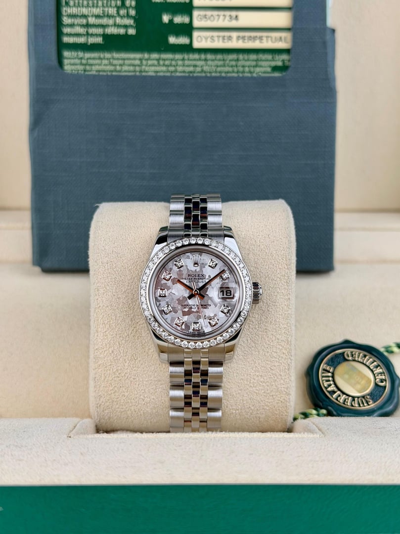 Rolex Datejust 26mm White Gold Flakes Diamond Bezel