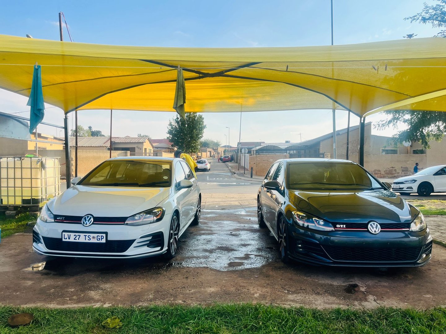 Foam Wash at YelloCarWash