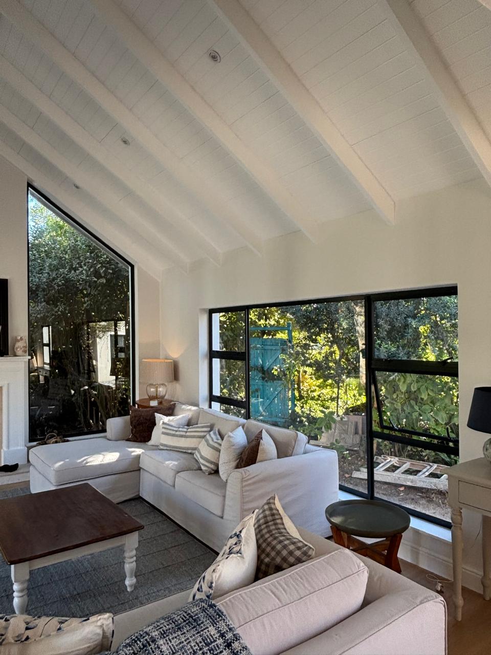 Premium aluminium window installation