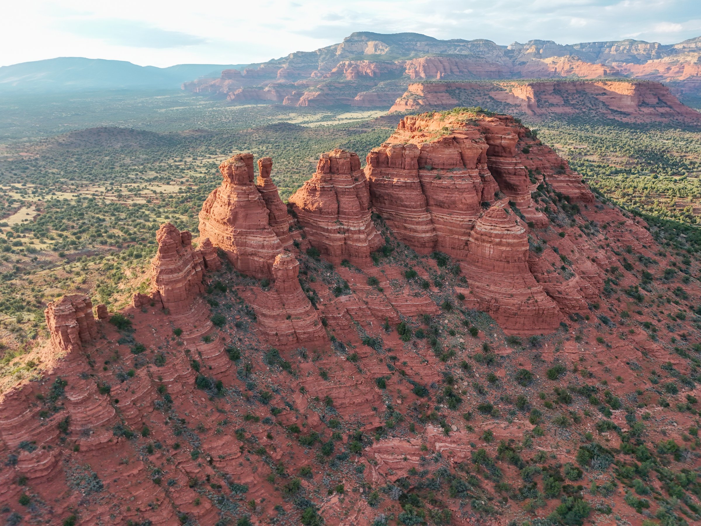 Beautiful red mesa with spires in Sedona, Arizona