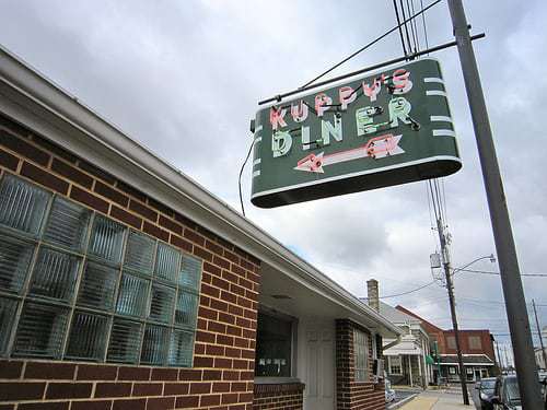 Kuppy's Diner neon sign