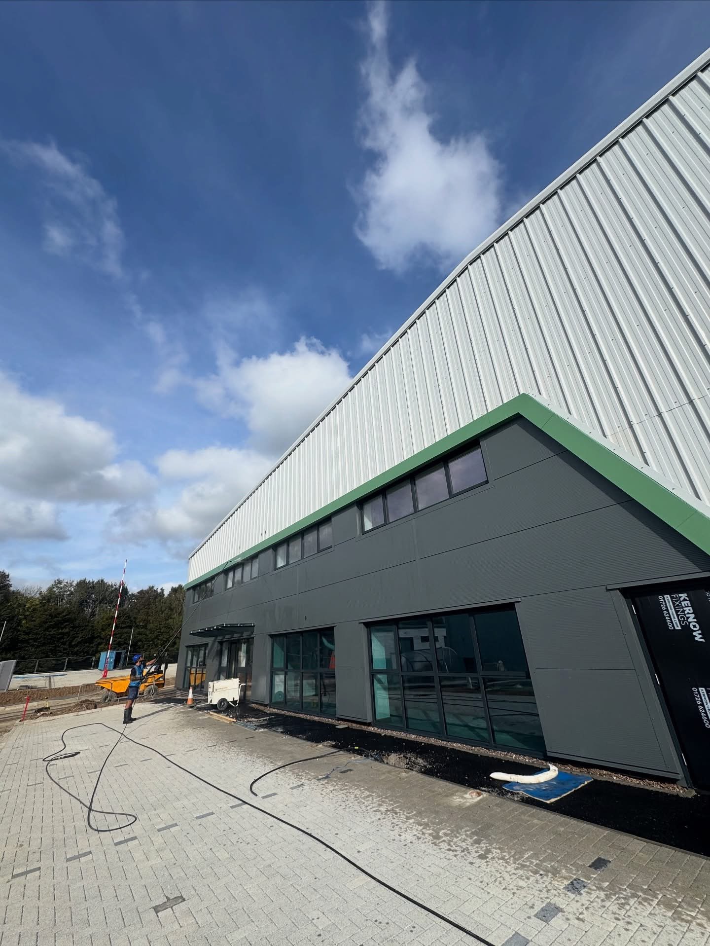 House exterior cleaning