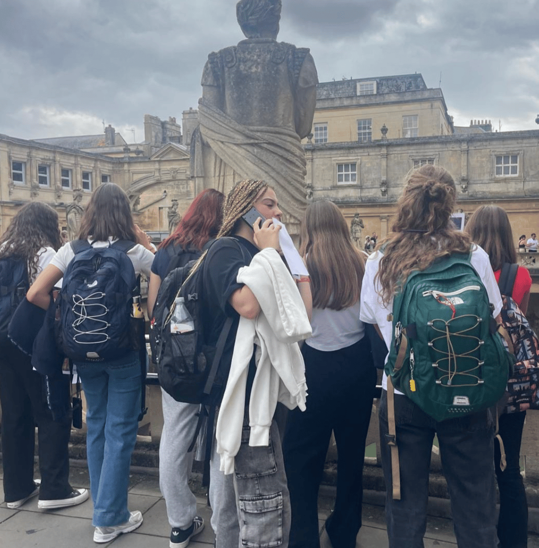 GoStudyIreland students group