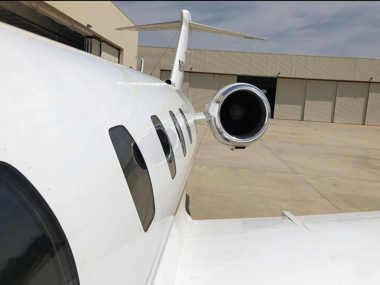 Aircraft engine exhaust and oil cleaning services