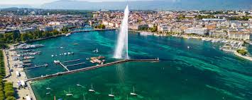 Famous Jet d'Eau fountain in Geneva, Switzerland